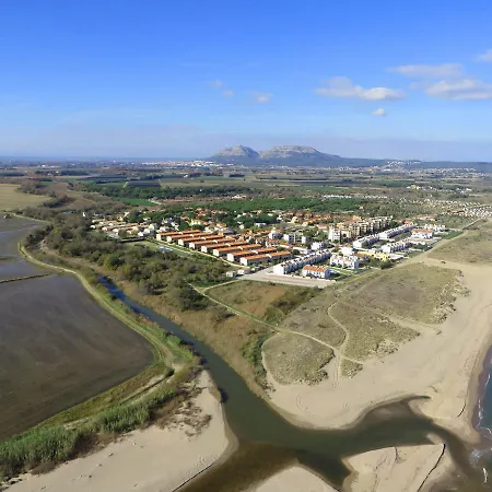 Daro 3d 56 Mas Pinell בית נופש Torroella de Montgrí